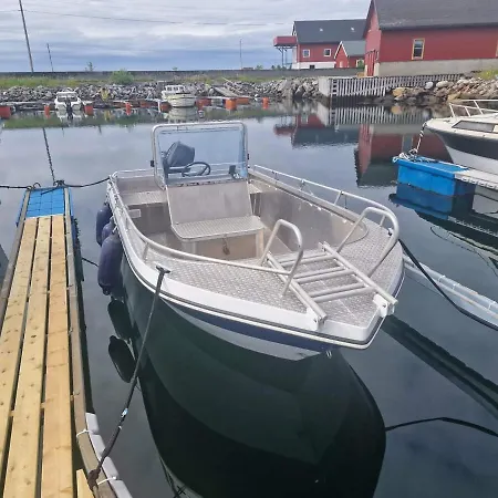 Flott Loftsleilighet For Overnatting Pa Longva Daire